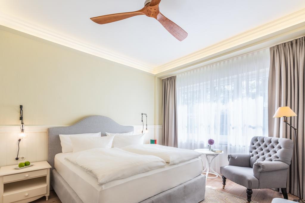 Strandhotel Ahlbeck Ahlbeck  Стая снимка